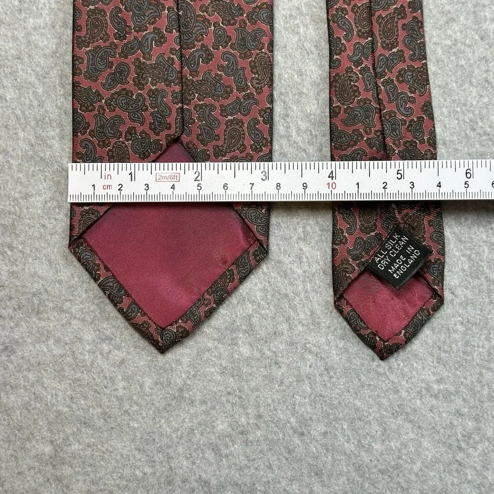 Vintage Puritan Pure Silk Paisley Necktie Pink Burgundy Mens Classic Tie 56x3in